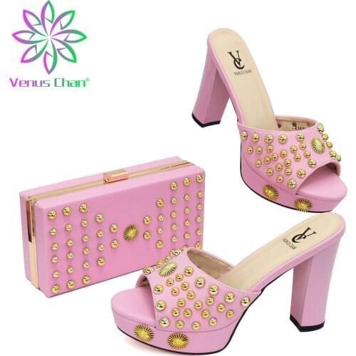 New Design Nigerian Women Matching Shoes and Bag Slippers Set in Pink Color Italian Mature Ladies Sandals for Garden Party