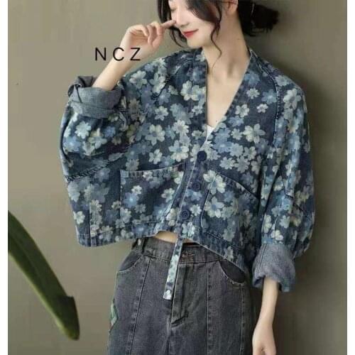 New Design 2021 Streetwear Women Flowers Printed Denim Jackets Ladies Batwing Sleeve Short Coats Girls Vintage Clothing