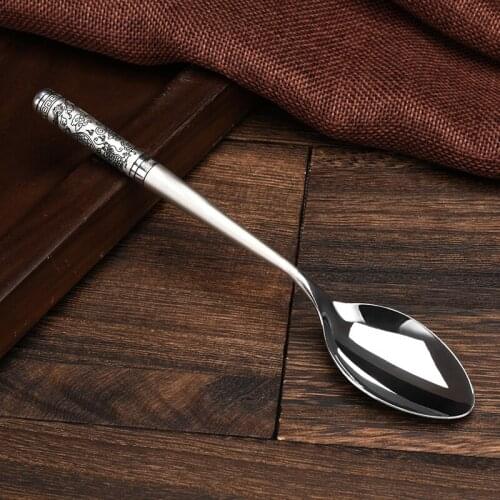 Spoon, silver spoon, Western food spoon, pure handmade pure silver spoon. The weight is 39G and the purity of silver is 99.9