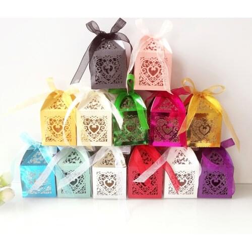 50Pcs Romantic Lover Heart Candy Box Paper Packaging Wedding Party Favors Sachets Cardboard Boxes Bonbonniere Goodie Bags D3