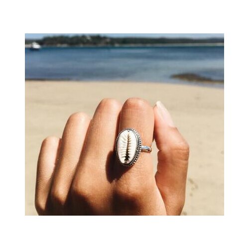 Classic Retro Beautiful Silver Color Statement Ring Fashion Women Bohemian Shell Rings for Women Romantic Wedding Party Jewelry