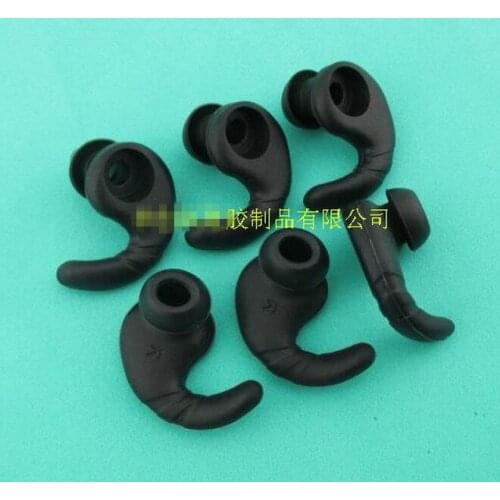 2pcs replacement silicone ear tips buds earbuds eartips for Reflect BT headset sport headphone earphone free shipping