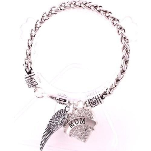 Popular Women Bracelet MOM Written In Heart Pendant And Archangel Wing Charm Gift For Daughter Zinc Alloy Dropshipping