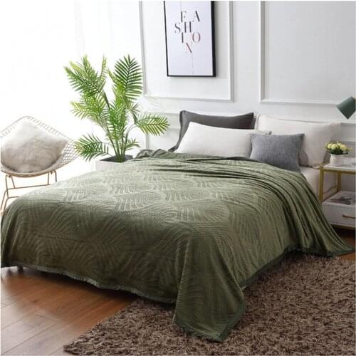 Solid-Color Embossed Flannel Blanket Air-Conditioned Nap Blanket Winter Bed Sheet