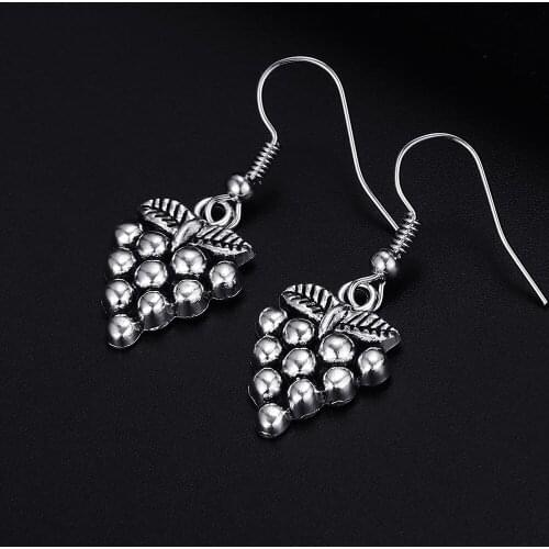 Trendy Vintage Grape Shape Antique Silver Plated Punk Hiphop Rock Style Retro Drop Earrings for Women Girl & Man Party Jewelry