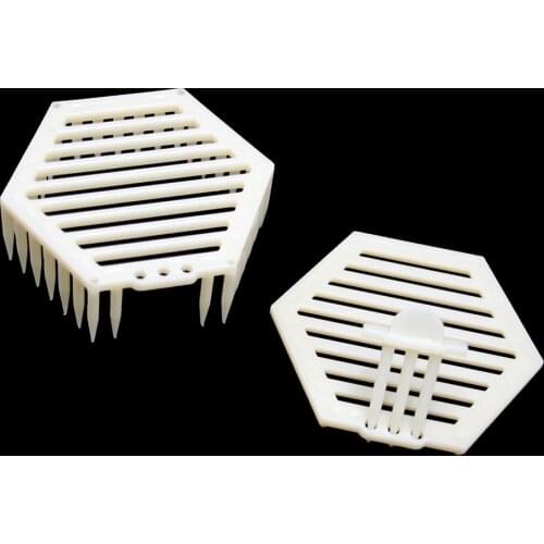 2PCS Bees Catcher Apiculture Cages Cell Box Equipment Tools Beekeeping Tool Bee Queen Cage Plastic Hexagonal Beekeeper Supplies