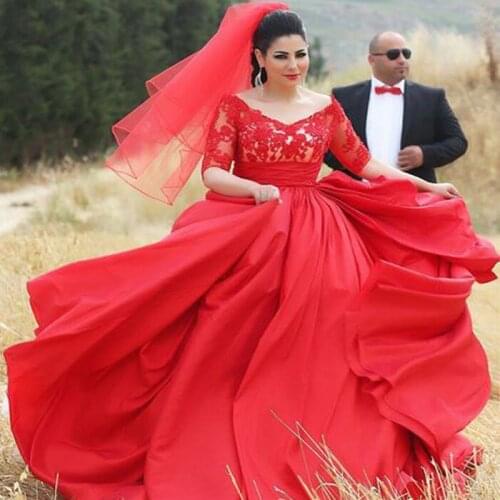 Romantic Red Wedding Dresses 2020 Plus Size Half Sleeves Bridal Dress V-neck Sexy Appliques With Veil A-Line Wedding Gown