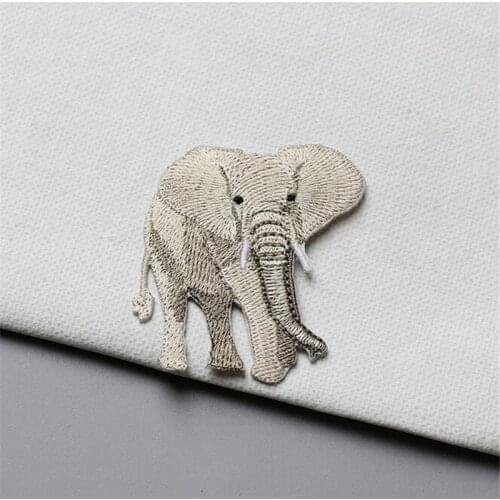 1 PCS Delicate Embroidery Elephant Patch Iron On Patch for Clothes Jeans Backpack Decoration Gule On The Back
