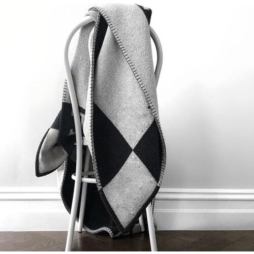 Ins H Plaid Striped Blanket Modern Minimalist Knitting Office Nap Furniture Decoration Blanket Outdoor Travel outdoor mat