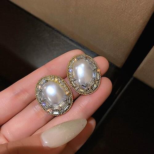 Korean Rhinestone Oval Pearl Stud Earrings For Women New Jewelry Temperament Brincos Wholesale