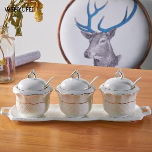 WSHYUFEI Ceramic spice bottle Spice sugar salt tea Three-piece condiment jar Kitchen supplies Holiday gift