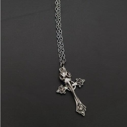 Womens Big Cross Pendant Bird Skull necklace European and American Fashion Punk Gothic Retro Personality Fashion Jewelry Gifts