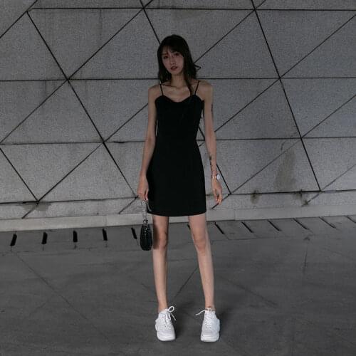 Womens Slip Dress Summer 2021 New Temperament Waist-Controlled Dress Black Inner Base Dress Hepburn Black Dress