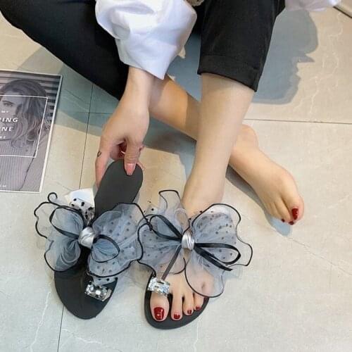 Summer Slippers Roman Style 2020 Fashion Womens Flat Rhinestone Bow-knot Flip Flops Sandals Beach Slippers Plus Size 36-43