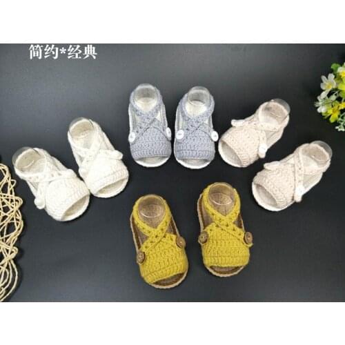 QYFLYXUEHand Knitted Baby Wool Sandals, 0-1 Year Olds, Buckles, Soft Floor Shoes, Newborn Floor Socks Summer