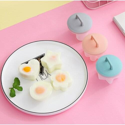 4 Pcs/Set Egg Boiler Cute Plastic Egg Poacher Set Kitchen Egg Cooker Tools Egg Mold Form with Lid Brush Pancake Maker Accessorie