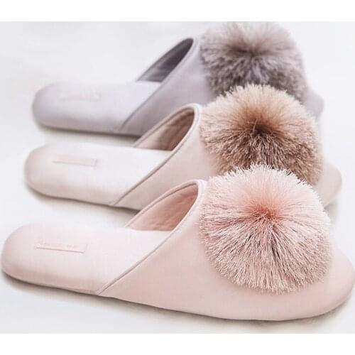 House Elegant Tassel Hairball Women Slippers Comfortable Cloth Chic Ladies Flat Shoes Spring Luxury Champagne Women Slides
