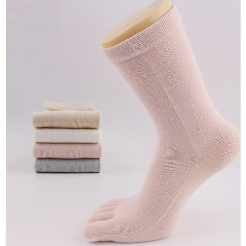 Women Solid Color Toe Socks Five Fingers Autumn Elegant Ladies Toes Socks Sweat Absorbent Cotton Winter Short Socks WSB003