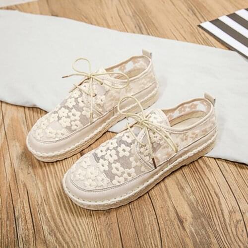 Womens Breathable Mesh Flower Lace Casual Retro Loafers Fashion Flats Shoes Sports Shoes White Shoes Woman Shoes Sneakers