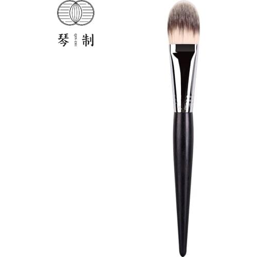 QINZHI Professional Handmade Make Up Brush G037 Flat Foundation BB Cream Brush Soft Synthetic Fiber Makeup Brushes