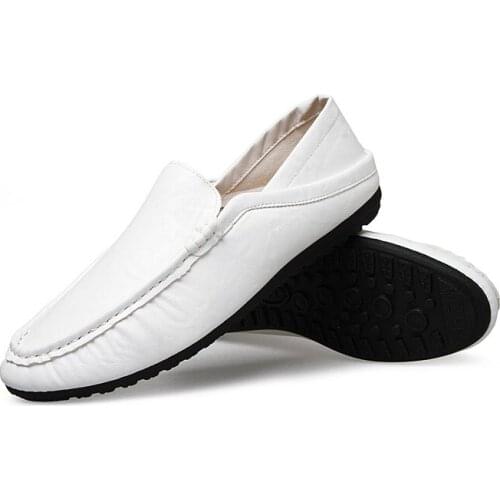 2021Men Loafers New Leather Shoes Men Casual Shoes Moccasins Breathable Sneakers Men Driving Shoes Comfort Flats Plus Size 46
