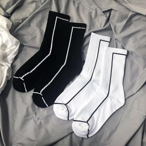 Unisex Solid Color Casual Women Socks Breathable Sports Hip Hop Socks Black White Streetwear Comfortable Cotton Hipster Sox