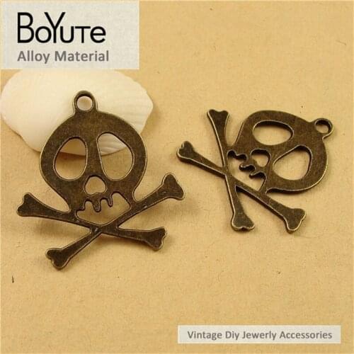 BoYuTe (40 Pieces/Lot) 30*30MM Wholesale Antique Bronze Plated Zinc Alloy Skull Pendant Diy Jewelry Findings Accessories
