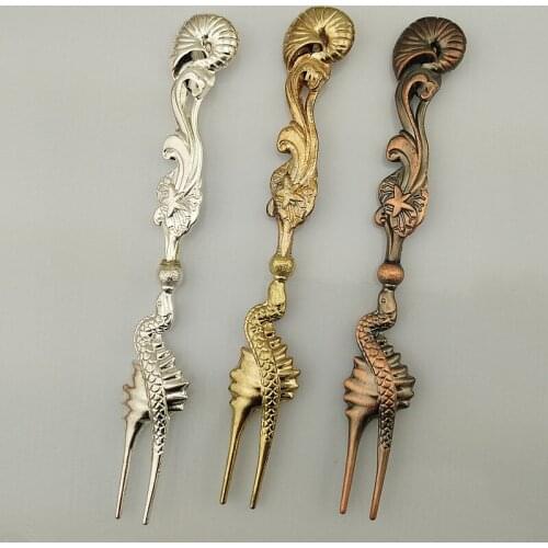 4pcs/lot Dinner Bar Vintage Royal Style Zinc Alloy Fruit Fork Cake Dessert Fork Cutlery Tableware Set KV 052