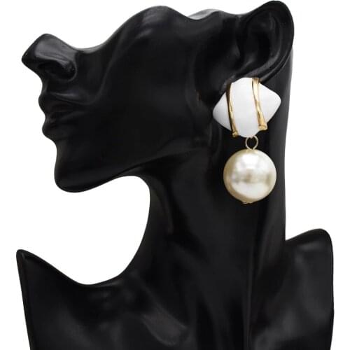 2019 New Korean Big Pearl Earrings Simple Geometric Dangle Drop Personality Pendients For Women Girl Cocktail Party Jewelry Gift