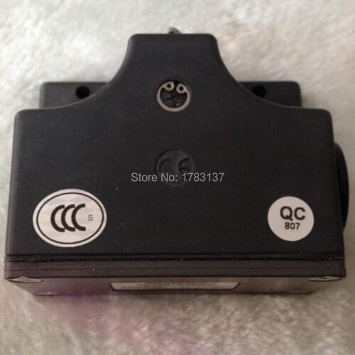 New SN02D12-502-M 082165 Switch