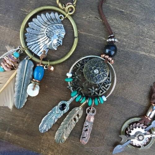 Vintage Indian Necklace Eagle Feather Wings Tassels Pendant Necklace for Men Women Ethnic Style Chain Necklace Unisex Jewelry