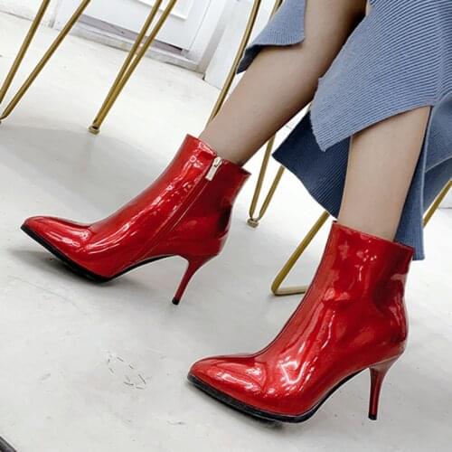 2021 New Luxury Women Red Green Short Boots Sexy Thin High Heels Fetish Stripper Booties Sweet Ankle Boots Pointy Party Shoes