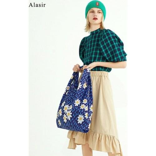 Alasir Small Daisy Environmental Shopping Bag Fashion Foldable Lightweight Shoulder Bag Supermarket Bag Flowers Handbag