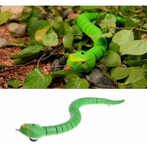 HBB Novelty Remote Control Snake Rattlesnake Animal Trick Terrifying Mischief Toy