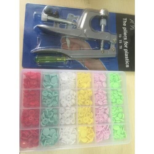 6 Colors 200 Stud Button Snaps T5 T3 T8 Snap Starter Plastic Poppers Fasteners + Pliers