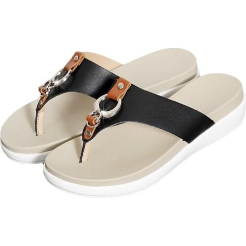 2021 Summer Luxury Platform Slippers Sexy Non-Slip Rome Women Shoes Designer Open Toe Vintage Outside Wear Square Charms Sandals