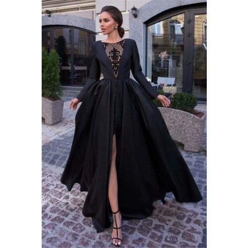Black Evening Dresses A-line Long Sleeves Appliques Slit Sexy Dubai Saudi Arabia Long Prom Dress Gown Robe De Soiree