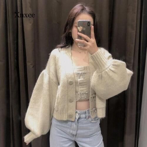Winter Womens Retro Knitted Cardigan with Rhinestone Buttons V-Neck Long-Sleeved Ribbed Womens Jacket Fashion Chic Top