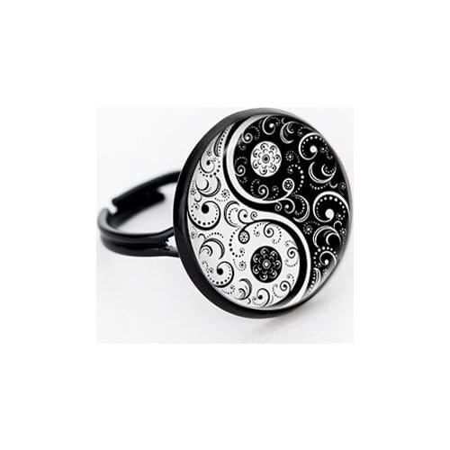 Suteyi Wedding Rings