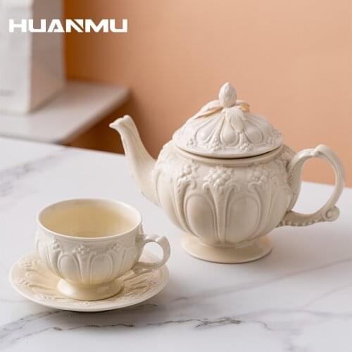 British Embossed Retro Cream Color Coffee Cup With Teapot Set Afternoon Tea Ceramic Kettle European Luxury Kung Fu Tea Gift