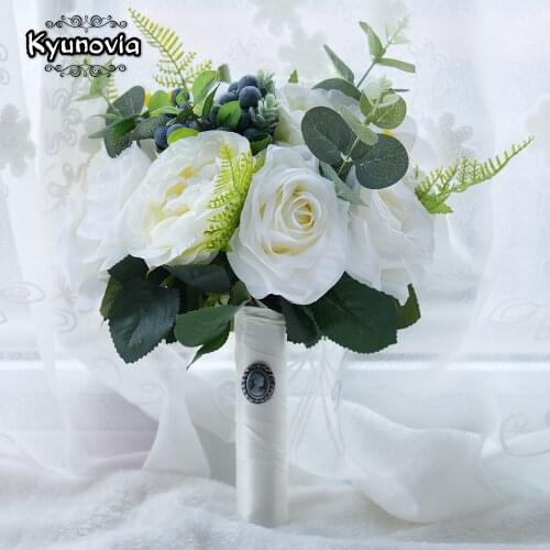 Kyunovia Wedding Accessories