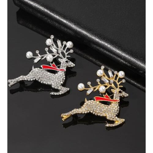 Deer Brooch Pin Creative Design Cute Elk With Pearl Crystal Red Scarf Badge Lapel Brooch Pins Fshion Jewelry Gift For Friends
