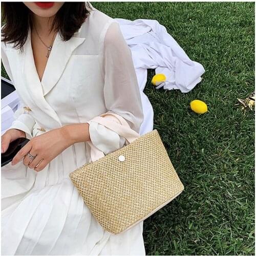 New Fashion Trend Handmade Straw Bag Female Summer Vacation Large-capacity Beach Bag Portable Woven Vegetable Basket Straw Bag