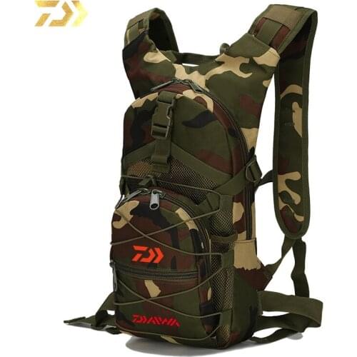 2020 Daiwa Fishing Men Casual Backpack Outdoor Ride Tourism on Foot Mountain Climbing Camouflage Motion Fishing Mens Backpack
