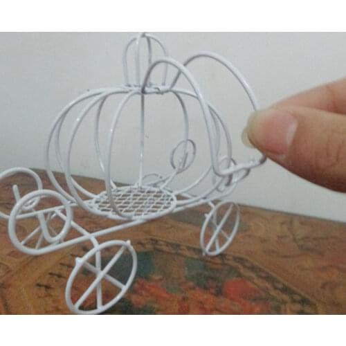 White Carriage Designed Hollow Sugar Candy Box Holder Chocolate Gift Packing Container Wedding Party New Year Decoration