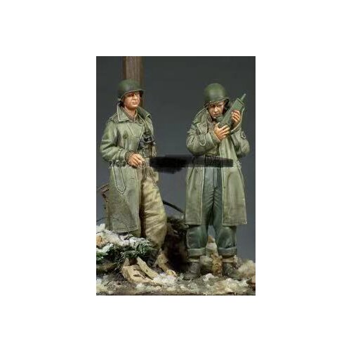 American resin soldiers in World War II Two American soldiers 1:35