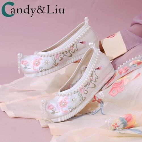 Chinese fairy shoes inner heightening Ming style shoes with Hanfu pearl head up ancient embroidered Hanfu shoes