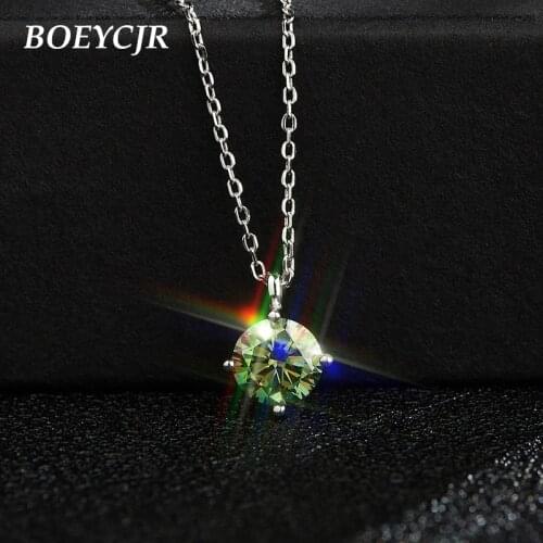 BOEYCJR 925 Silver 4 claws 0.5ct/1ct/2/3ct Green Moissanite VVS1 Engagement Elegant Wedding Pendant Necklace for Women Gift