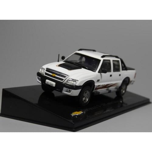 I XO 1:43 Chevrolet S 10 Deluxe 2.5 2011 boutique alloy car toys for children kids toys Model Original package