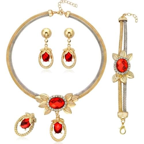 Female Dubai Gold Color Crystal Jewelry Sets for Women African Pendant Necklace Earrings Bangle Rings Party Dress Accessories
